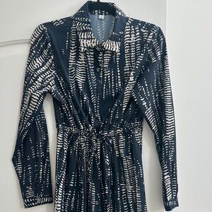 Elegant Navy and White Maxi Dress